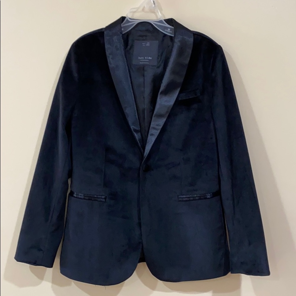 Zara velour suit jacket. Brand new. Boys size 10